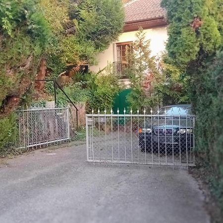 Petit St George 100Mt Du Lac A Montreux Exterior photo